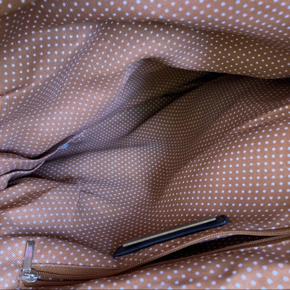 Street Level Foldover Crossbody - Picture 5 of 7